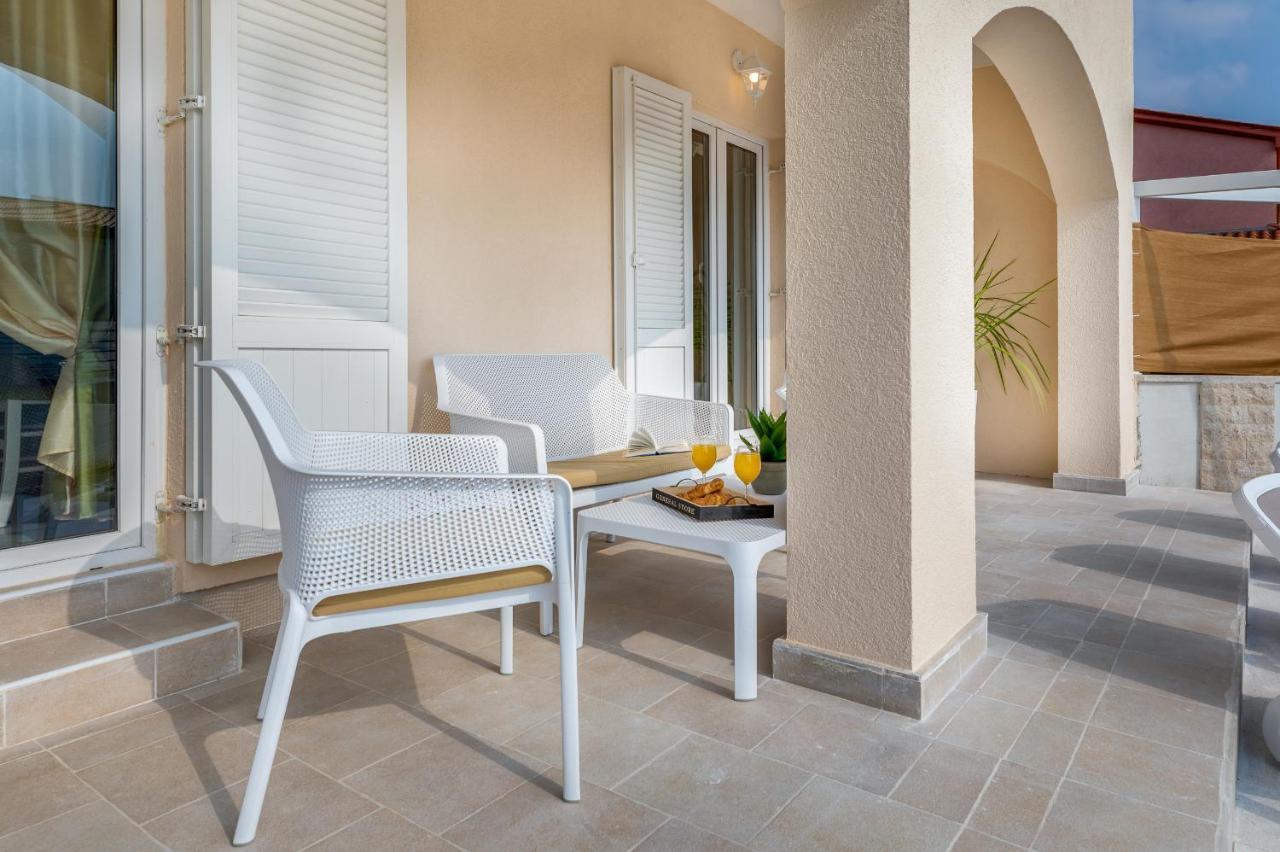 Villa Ostone Pula Bagian luar foto