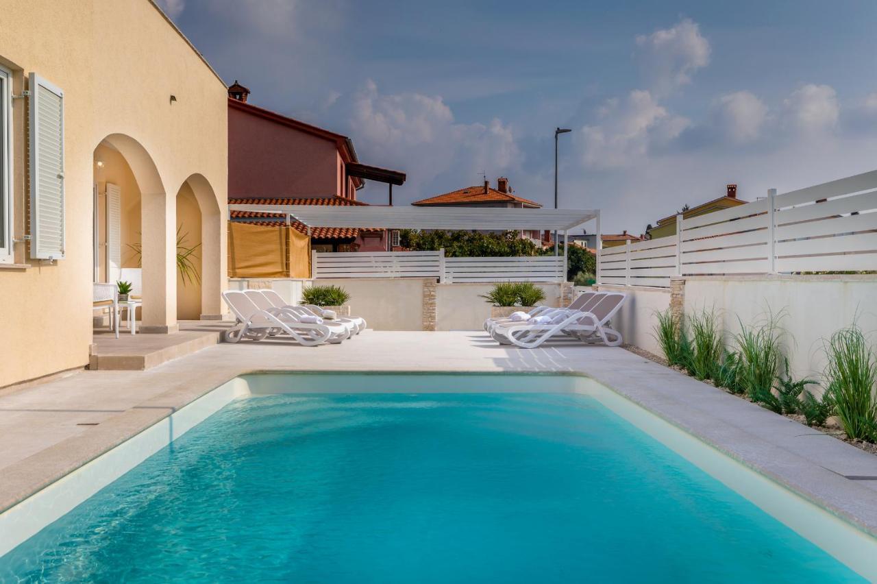 Villa Ostone Pula Bagian luar foto